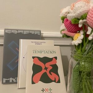 Tomorrow X Together Bundle (3 albums included)